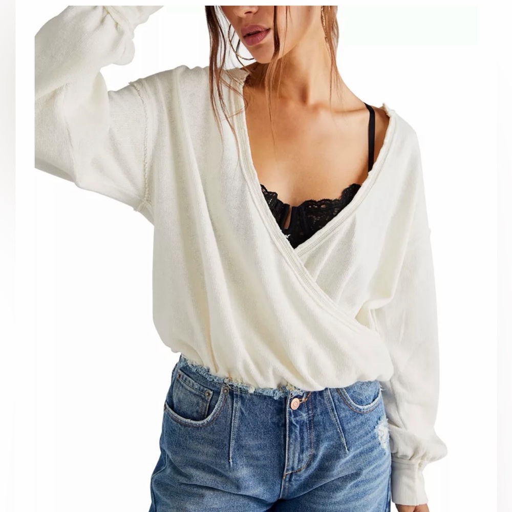 Free People We The Free Anyway Plunge Neck Wrap Top Oversized M - Picture 1 of 3